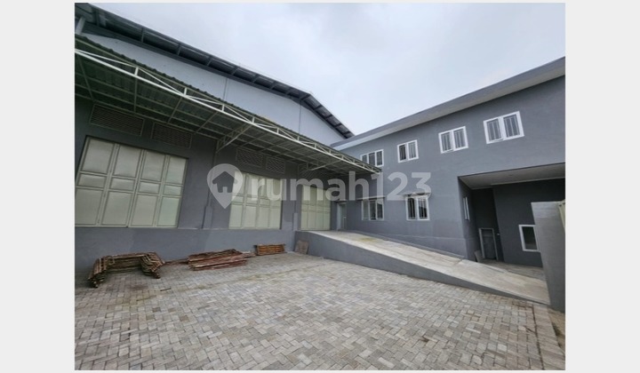 Gudang Baru Disewakan Romokalisari Surabaya Barat | LT 1.000M² | 2 Loading Dock | Siap Operasional