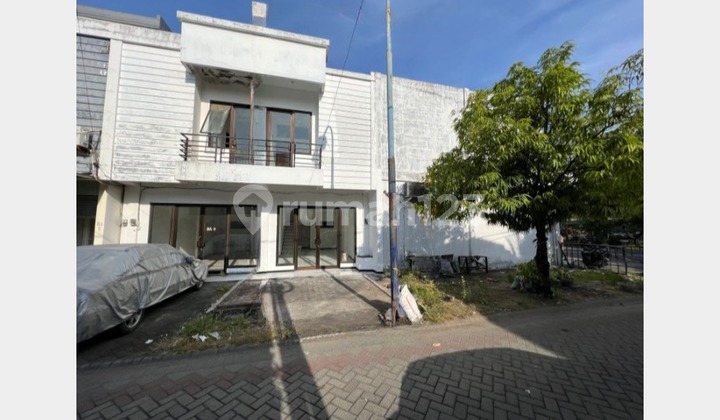 Rent a 2-Story Shop House Kalijudan East Surabaya Strategic across from Residential Area Suitable for Office or Business Rent a 2-Story Shop House Kalijudan East Surabaya Strategic across from Residential Area Suitable for Office or Business