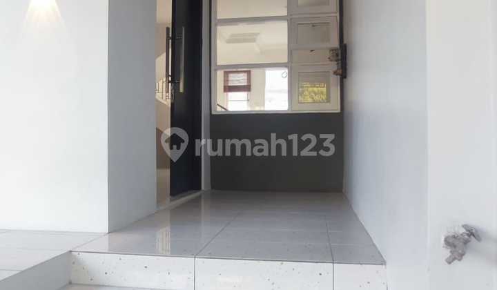 For Sale 2-Story House. Legenda Wisata Area 2