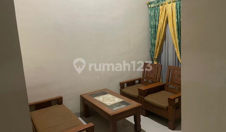 Dijual Rumah Strategis, area Grand Wisata Bekasi