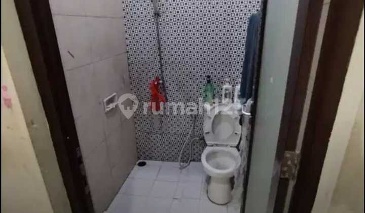 Dijual Rumah Minimalis, area Legenda Wisata 2