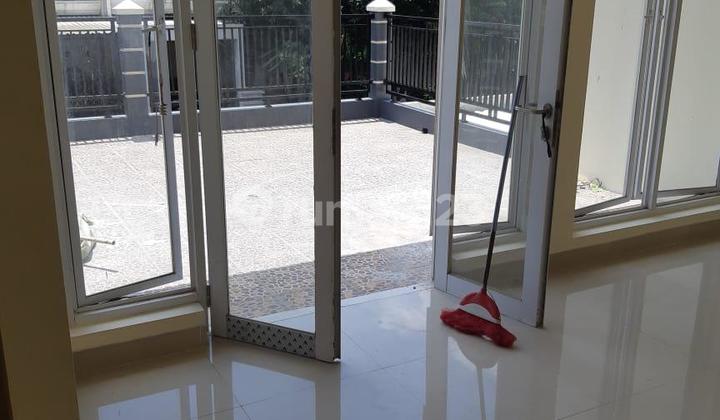 For Sale 2-Story House. Legenda Wisata Area