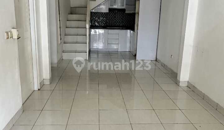 Dijual Rumah 1.5 Lantai. Area Legenda Wisata