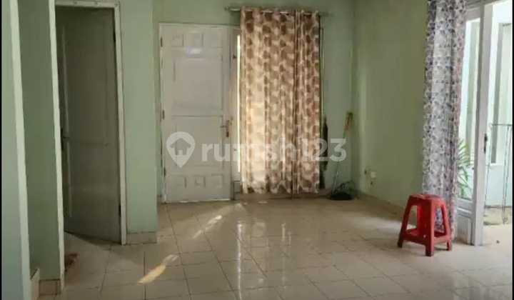 Nice House for Rent. Kota Wisata Area.