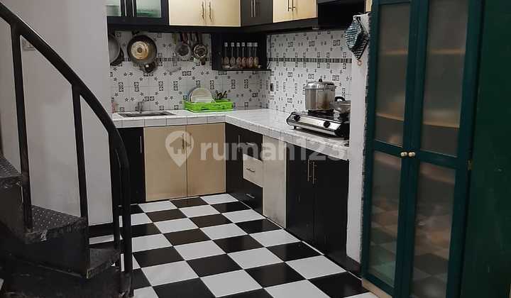 For Sale Nice 2-Story House with SHM in Legenda Wisata Area 2