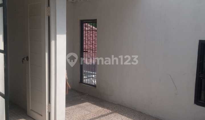 For Rent, Strategic House. Legendary Tourist Area.