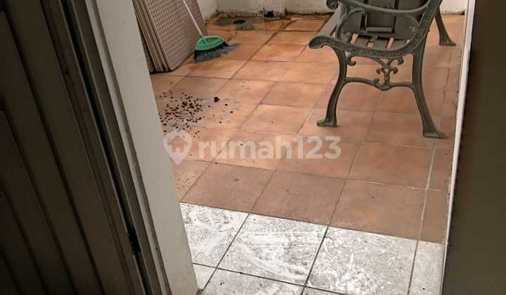 Dijual Rumah Minimalis 2 Lantai. Area Kota Wisata 2