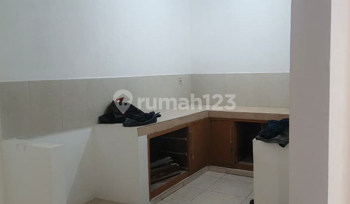 For Sale 2-Story House with SHM. Kota Wisata Area.