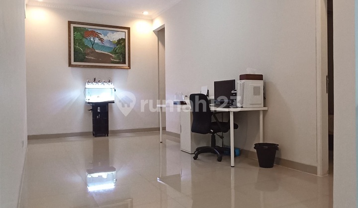 Dijual Rumah Siap Huni, area Kota Wisata 2