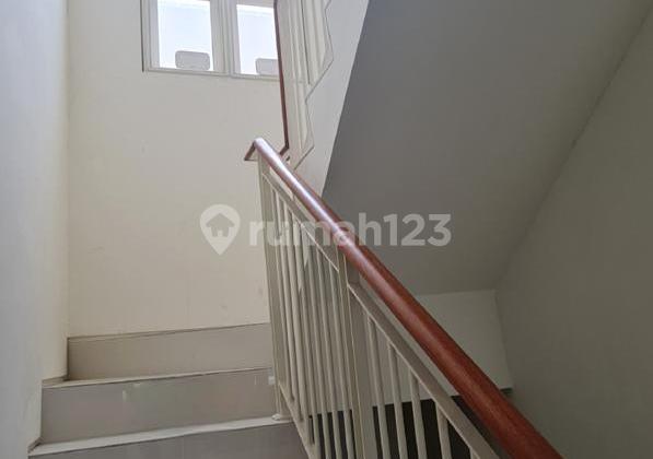 House, 2 Floors Standard Fully Furnished Luxurious Grand Pakuwon Tandes