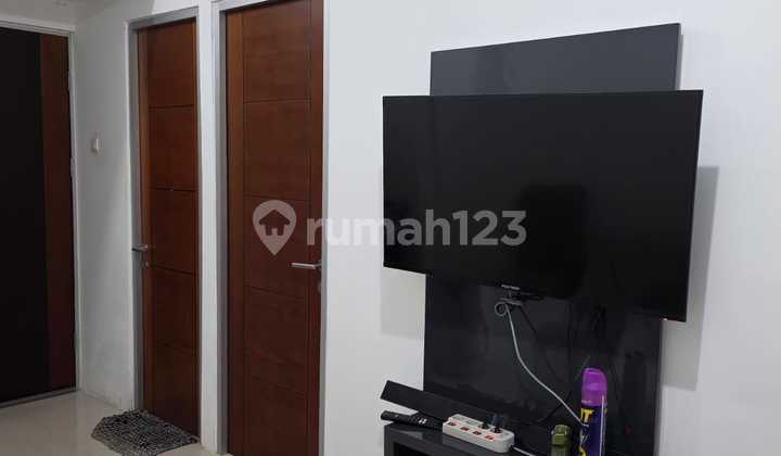2 Bedroom Furnished Apartment in Surabaya City Center, Gunawangsa Tidar