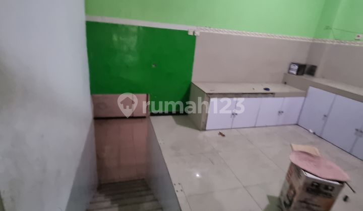 Strategic Ruko Raya Menganti Wiyung - Busy Area 2