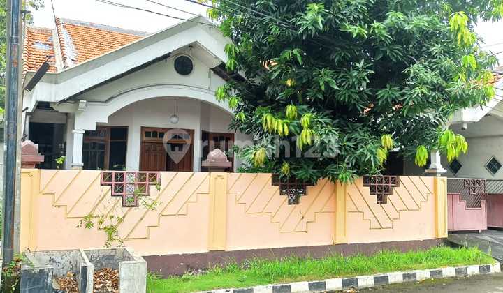 Rumah Medokan Asri Butuh Cepat Laku Dekat Puskesmas 