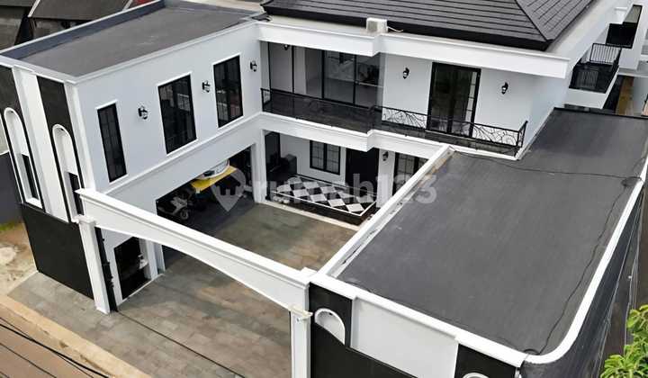 Rumah Mewah Bonus Kost Jual Cepat Jakarta Selatan