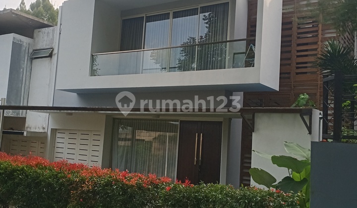 Rumah Cantik Di Dago Rumah Cantik Di Dago