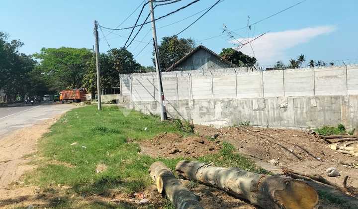 Land for sale for warehouse in Pring Gianyar.