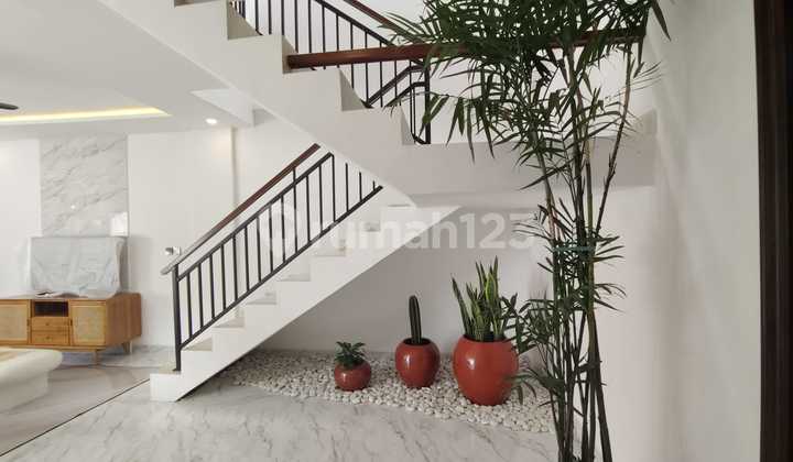 Villa 2 Lantai Sewa Jangka Panjang Sanur