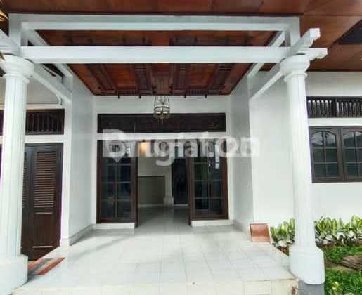 Disewakan Rumah Dua Lantai Lokasi Premium di Denpasar Timur Disewakan Rumah Dua Lantai Lokasi Premium di Denpasar Timur