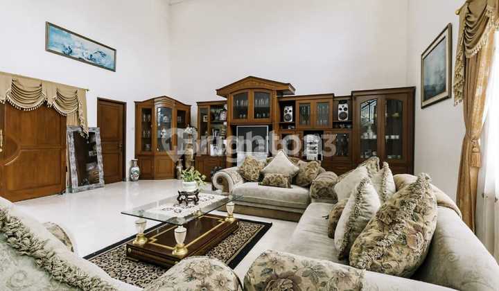 Rumah Mewah Dua Lantai Lokasi Strategis Di Denpasar 2