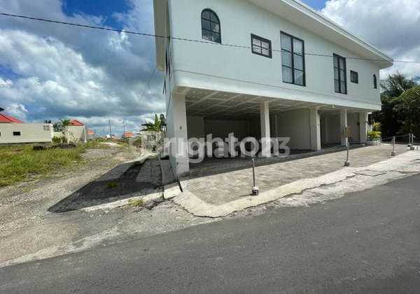 For Rent Strategic Premium Shop House in Pererenan 2