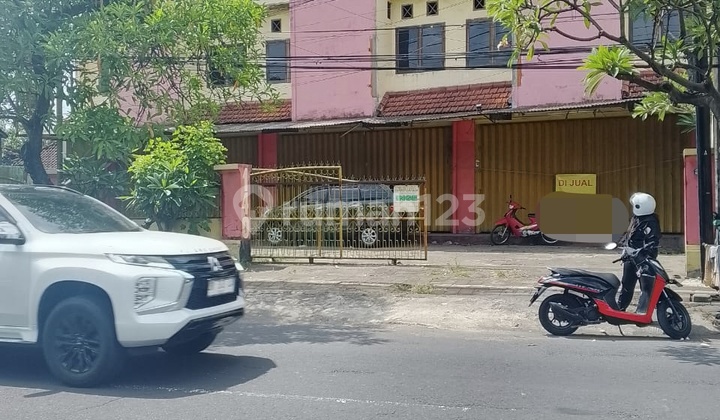 Dijual Ruko 2 Lantai - Luas Besar 878 M², Lokasi Strategis Hadap Utara