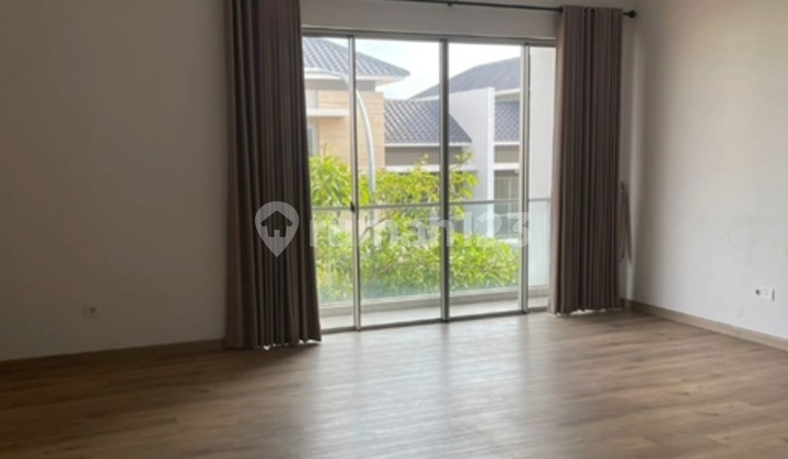 DIJUAL RUMAH THE VIOLIN-GOLF ISLAND, PANTAI INDAH KAPUK (250m2) NEGO