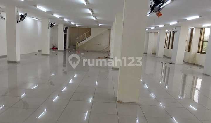 For Rent 5 Units of Row Shops Golf Lake - Cengkareng, West Jakarta (337M2) 2