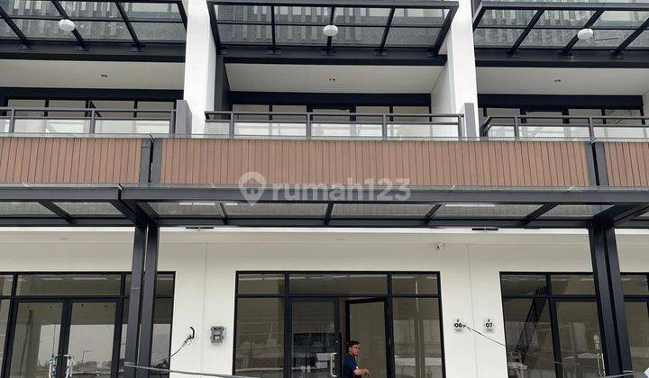 Ruko Hadap Mall Hampton Square Disewakan