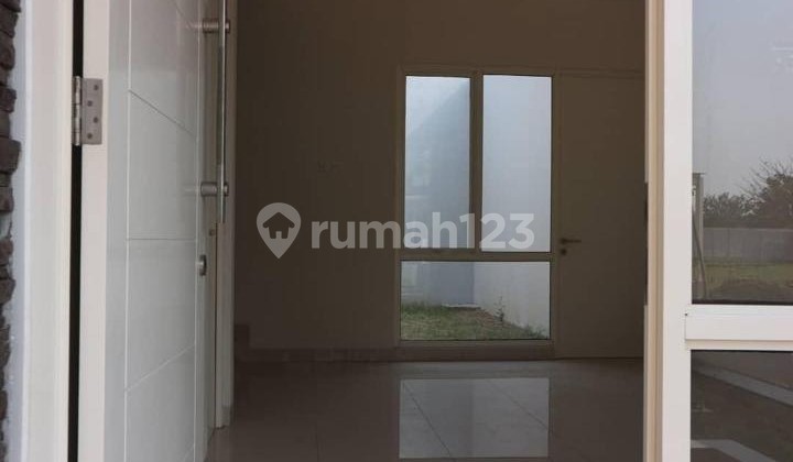 Rumah 2 Lantai Siap Huni di Neo Vasana - Harapan Indah, Bekasi 2