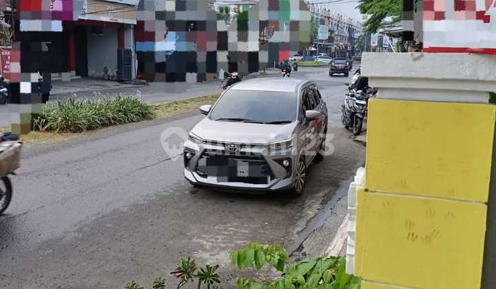 Ready-to-Use Kiosk, Strategic Location at Boulevard Hijau Harapan Indah, Bekasi City
