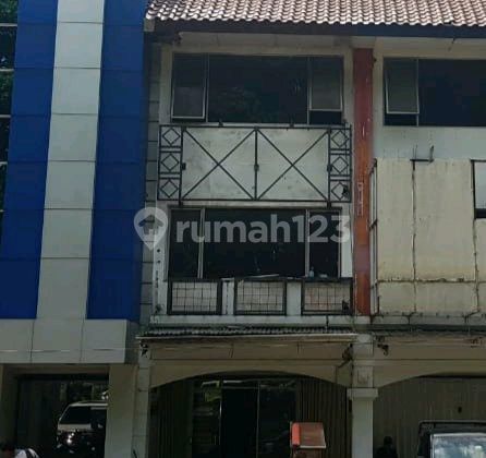 Ruko Villa Melati Mas Strategic Location Spacious Parking