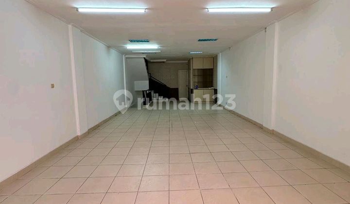 Corner Unit at Mutiara Center South Bekasi, Can Be Jointly Owned. 2