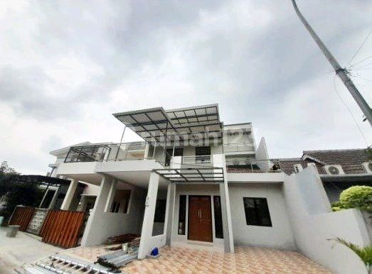For Sale House In Kencana Loka Bsd City 1
