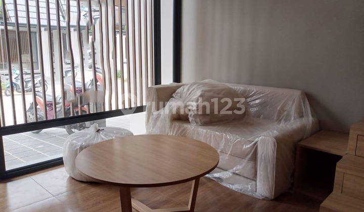 Disewakan Rumah Fleekhauz Greenwich Bsd City 2