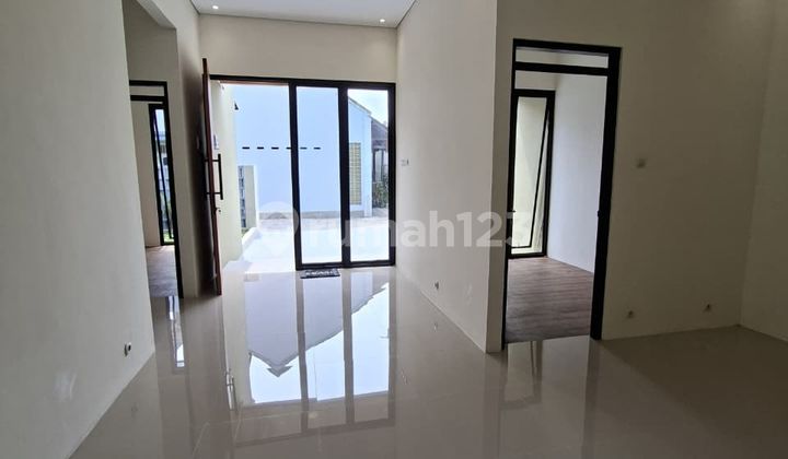 Modern Beautiful House near Balecatur Gamping Sleman Gas Station 2