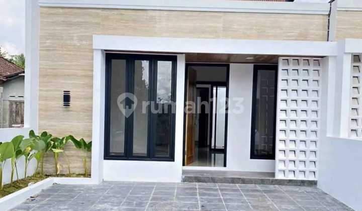 Affordable Modern House near PEMKAB SLEMAN Office