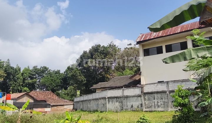 Cheap Land West Yard Cebongan Market Sleman