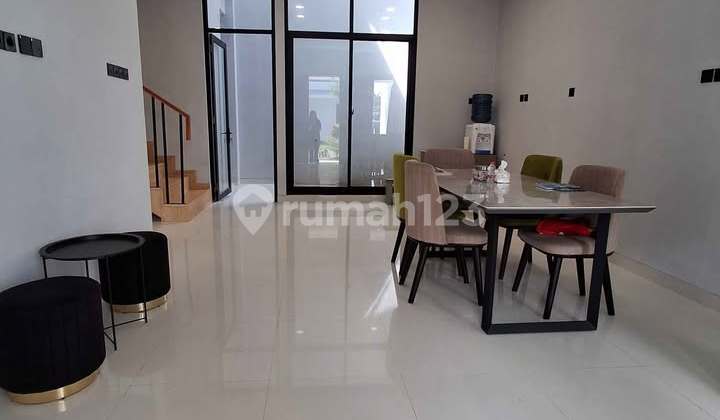 Rumah Mewah Siap Huni dalam Perumahan Utara Terminal Condongcatur Sleman
