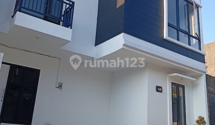 Ready-to-Occupy 2-Story House South of Maguwoharjo Stadium Sleman 2
