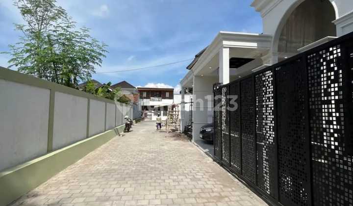 Rumah Baru Siap Huni American Classic Semi Furnished 2