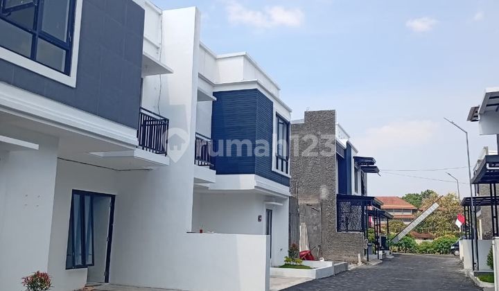 Rumah 2 Lantai Siap Huni Strategis Dekat Kampus Upn Yogyakarta