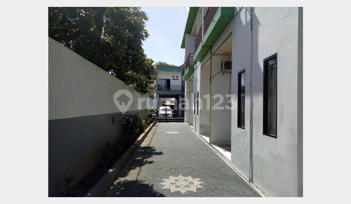 Selling Quickly Needed Boarding House and Shop House in Sesetan, South Denpasar 1
