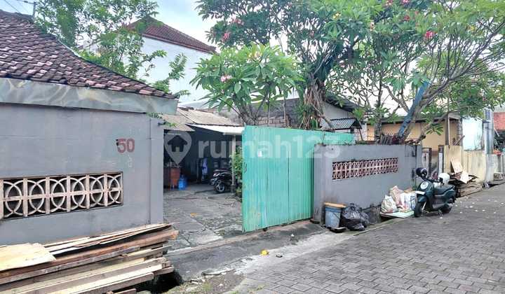 For Sale: 200 m2 Land & Building - Strategic Location in Dalung Permai, Denpasar For Sale: 200 m2 Land & Building - Strategic Location in Dalung Permai, Denpasar