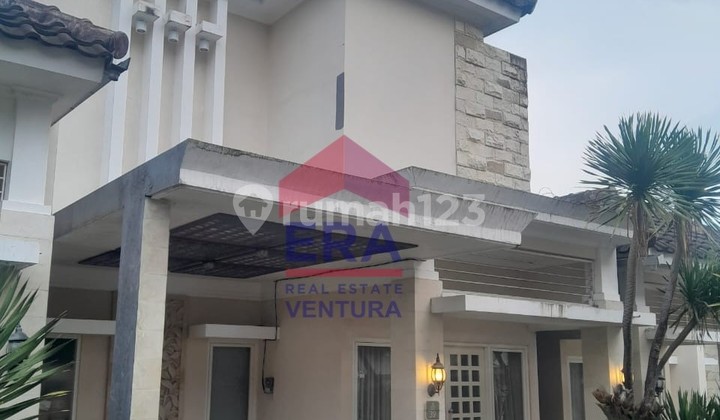 Rumah Cantik Semi Furnished Di Daerah Dieng Atas 2