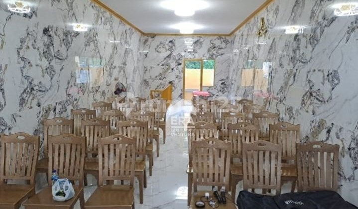 For Sale, 2-Story Ready-to-Use Shop House in Pandanwangi Sulfat Housing Area 2