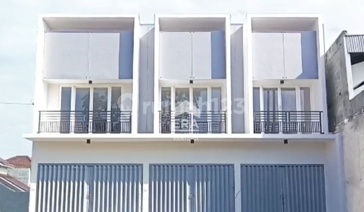 Dijual Ruko 3 Jejer Baru Gres Siap Pakai di Sulfat Malang