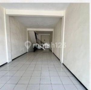 For Sale Shophouse Prime Location on Malang - Surabaya Main Road 2