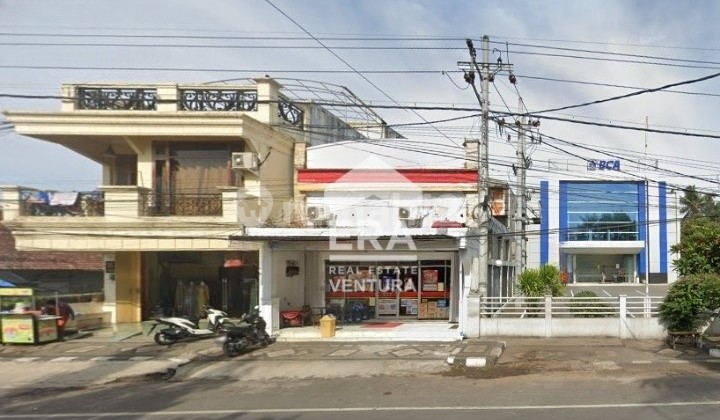 For Sale Shop House on Kepanjen Main Road, Strategic Location Next to BCA. 2