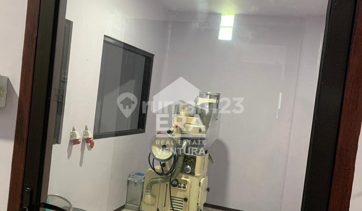 F094 Active Factory or Industrial Space Highly Strategic Location F094 Active Factory or Industrial Space Highly Strategic Location