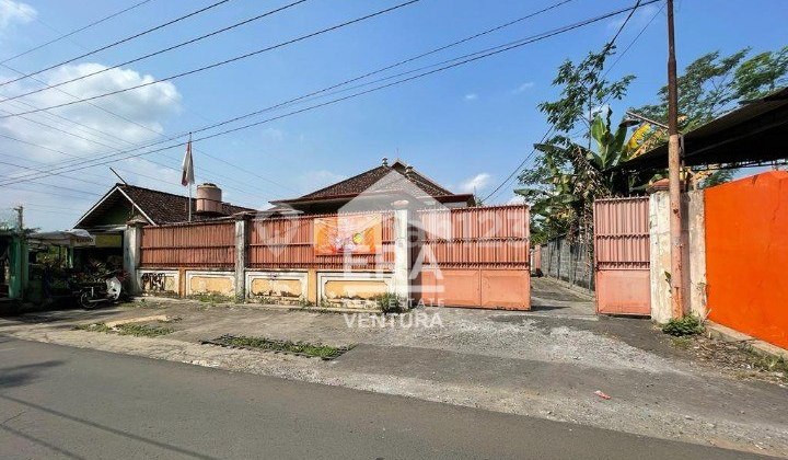 F035 Warehouse for Rent Below Market Price, Spacious and Strategic